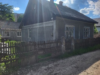 Продаж будинку Чернівці вул. Хотинська