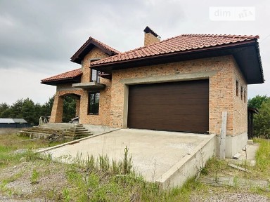 Продаж 2 поверхового будинку з гаражем 250 кв. м, 4 кімнати • ID 34672596