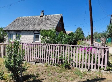 продам будинок в селищі Хорошів Житомирського району
