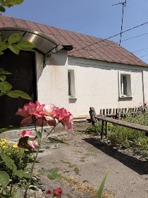 Оренда частини будинку на Крошні. Тільки на короткий термін