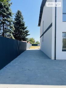 Продаж 2 поверхового таунхауса з ділянкою на 7 соток, 122 кв. м, 3 кімнати, на вул. Весни 19А • ID 34674852