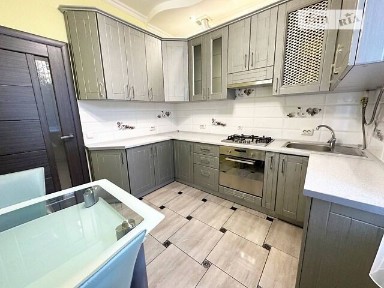 Продаж 2к квартири 82 кв. м на вул. Українська • ID 34675997