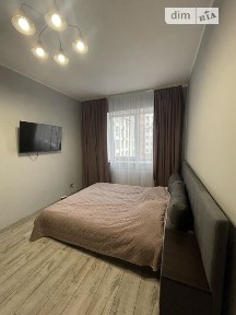 Продаж 1к квартири 35 кв. м на просп. Героїв Небесної Сотні 40/1 • ID 34675914