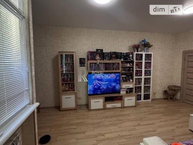 Світлицького вулиця, 35, мікрорайон Виноградар, район Подільський, Київ, вул. Світлицького 35 • ID 34675390