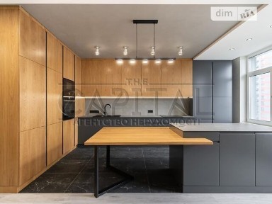 Продаж 3к квартири 87 кв. м на вул. Євгена Сверстюка 6В • ID 34737005