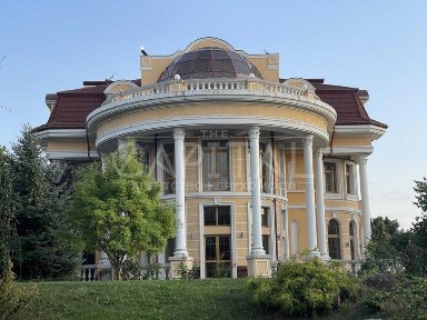 Продаж елітної резиденції будинку з басейном укриттям та банним будинком 43 сотки 912 м2 з ремонтом Лісники Обіхів