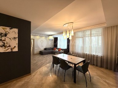 Київ, Шевченківський, Сикорского 4Д