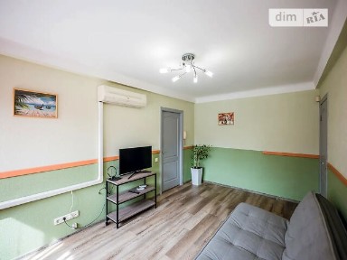 проспект Берестейський, мікрорайон Шулявка, район Солом'янський, Київ, метро Політехнічний інститут, просп. Берестейський 22 • ID 34675769