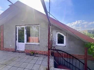 Продам дом с газом и водопроводом в Сухом лимане