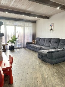 Продаж 2 будинків в мальовничому Свидівку з ремонтом та лазнею