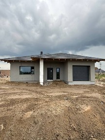Продаж будинку на етапі будівництва в Луцькому районі с. Рованці 145 м². 6 сот з гаражем