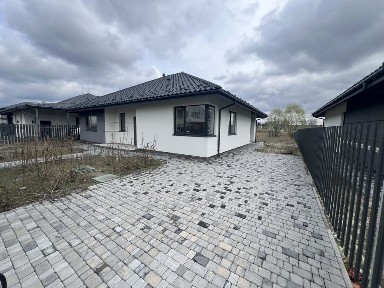 Продам клубний дім 130 кв 3 кім вихід на воду Гнідин Гнедин