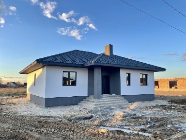 Продаж будинку 100м2 у с. Струмівка