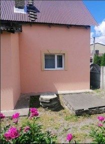 Продаж будинку на вулиці костельній 2/2 в центрі