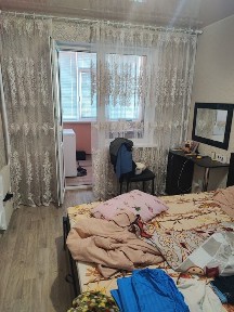 Лазурний. Сдам 4-х кв з біговою доріжкою. 16000 грн