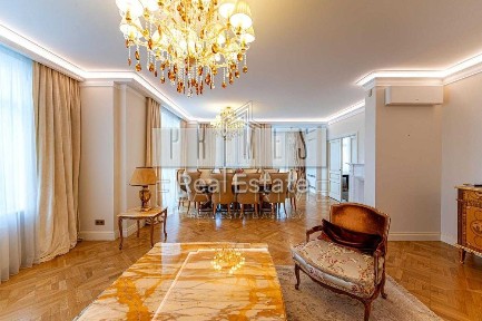 Продаж 4-кімнатної квартири 206м2 ЖК Новопечерські Липки Печерськ паркомісце