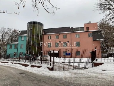 Окрема будівля ОРЗ (1600м2) Голосіївській р-н (пров. Задорожний 1а)