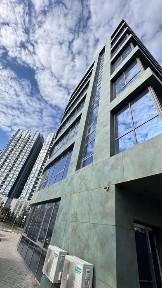 Продаж офісного приміщення 3258 кв. м. на 1 поверсі на вул. Академика Філатова 5, семиповерхова будівля • ID 31832504