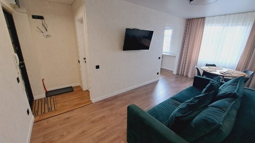 Продам 2 к кв в центрі, єВідновлення