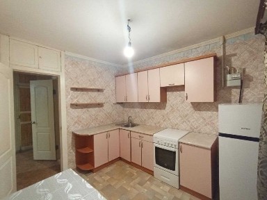 Продаж 2-х кімнатної квартири (чеський проект) в жилому стані