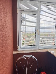Продам 2 кімнатну квартиру в новобудові в центрі з АО