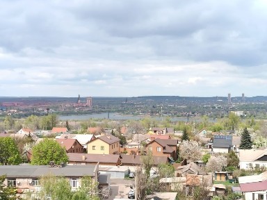 Продам видовую квартиру в центре города 96 квартал ул. Есенина