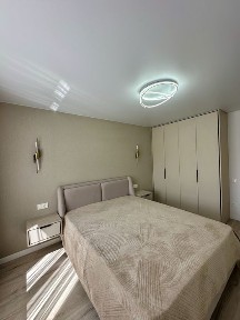 Продаж сучасної 2км квартири вул. Білогірська