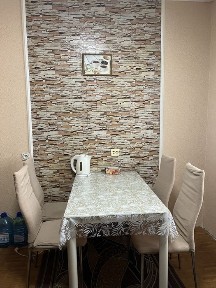 Продам трикімнатну квартиру. ДНС. вул. Зелена