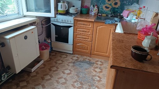 Продам 2 ком пр-т Відродження (Аношкина )