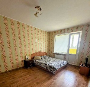 Продам 3 кімн. квартиру, вул. Закревського, 97-А