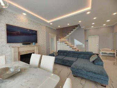 Продам 4-х кімн. квартиру 150 м2 ЖК Автограф Жмаченка 28 з ремонтом