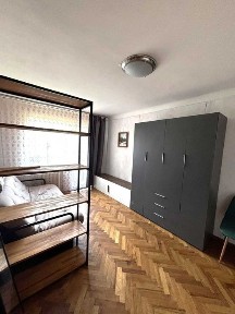 Трикімнатна квартира в жилому стані по вул. Щербаківського!