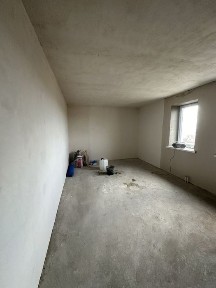125м2 за 53000 + кладовка, можна зробити дві квартири, держ програми так