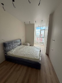 Продається світла, простора 3-кімнатна двоповерхова квартира в ЖК Каховська