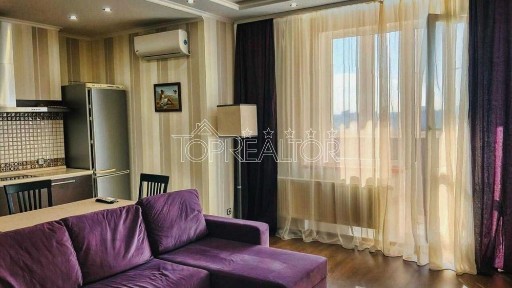 ЖК ТРИУМФ! ТММ! Метро 23 Августа! Продам 2 ком квартиру 68 м2