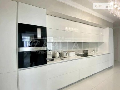 Продаж 4к квартири 120 кв. м на вул. Коновальця Євгена 34 • ID 34672442