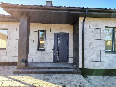 Київська обл., Васильківський район, с. Крячки, Кривова вул.