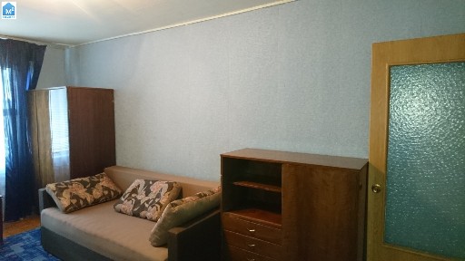 Пропонується в оренду чудова 1-кім. квартира в гарному житловому стані. Дніпровський р-н, метро Лівобережна 15 хв. пішки, вул. Пантелеймона Куліша (колишня Челябінська)