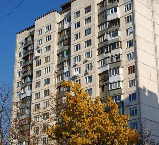 Київ, Героїв Дніпра вул.