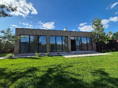 Продаж будинку 152 м²