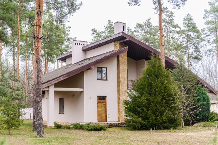 Дніпропетровська обл., Новомосковський район, с. Піщанка, Зоряна