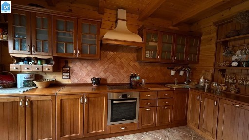 Продаж 2 поверхового будинку з гаражем і ділянкою на 15 соток, 344 кв. м, 8 кімнат, на вул. Полумистий • ID 34680951