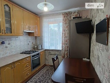 Вишгородська вулиця, мікрорайон Вишгородський Масив, район Оболонський, Київ, метро Почайна (Петрівка), вул. Вишгородська 4А • ID 34679102