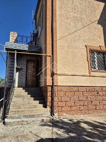 Продаж будинку для великої родини (еВідновлення)