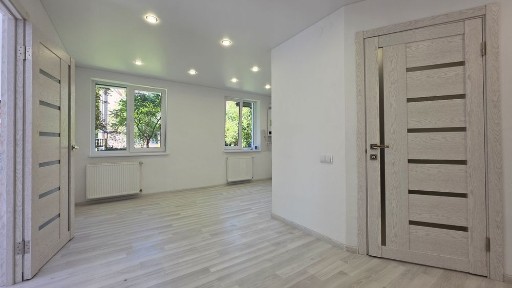 Продається простора 2 кім квартира в Дрогобичі