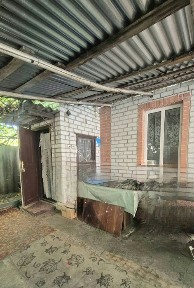 В продаже дом, приватизированный участок -12 соток