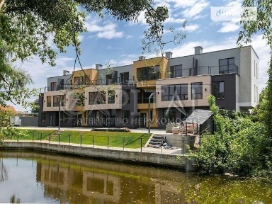 Продаж 3 поверхового будинку з ділянкою на 10 соток, 137 кв. м, 4 кімнати, на вул. Садова • ID 34749021