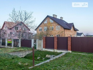 Продаж 2 поверхового дуплекса з ділянкою на 7.5 сотки, 112 кв. м, 4 кімнати, на вул. Максимишина • ID 34682496