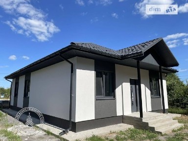 Продаж 1 поверхового будинку з ділянкою на 4 сотки, 93 кв. м, 3 кімнати, на вул. Будівельників 1 • ID 34682502