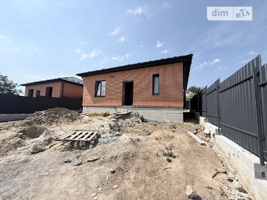 Продаж 1 поверхового будинку з ділянкою на 3.5 сотки, 72 кв. м, 3 кімнати, на вул. Набережна • ID 34680513